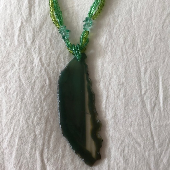 Beaded necklace - Picture 1 of 2